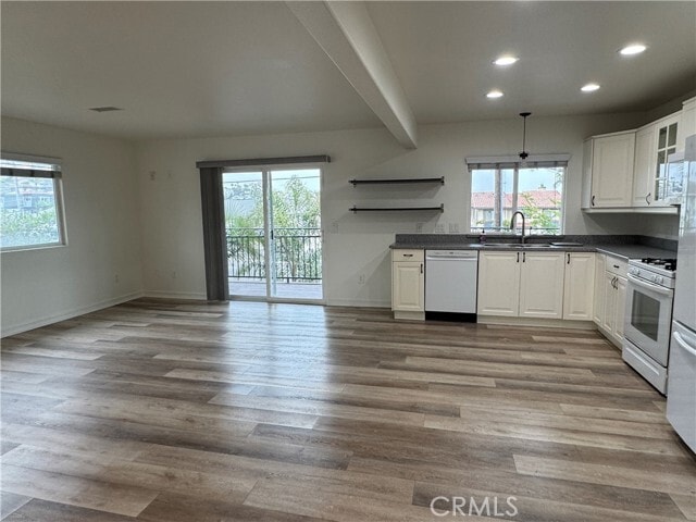 Building Photo - 24732 Cordova Dr