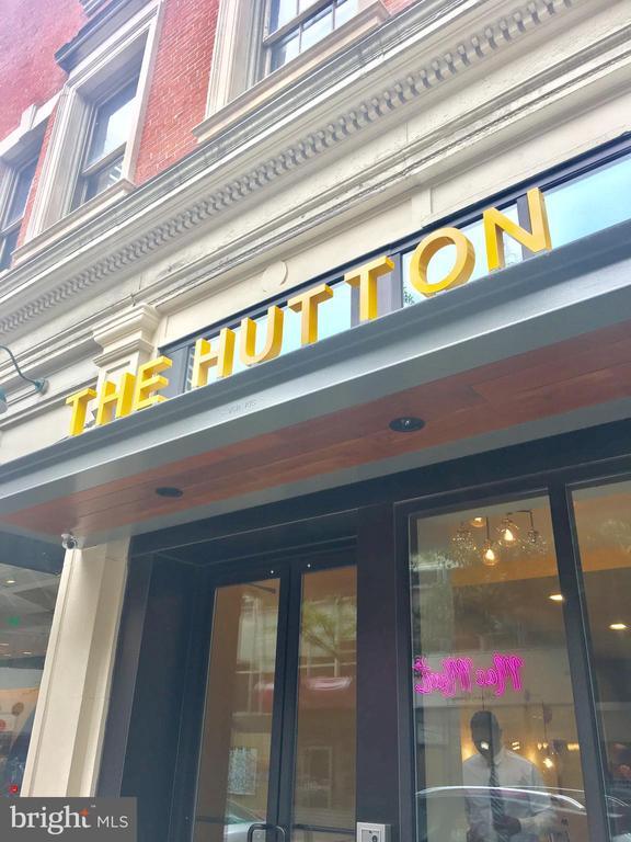 Building Photo - 105 S 18th St