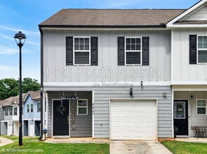 Building Photo - 4925 Lower Elm St