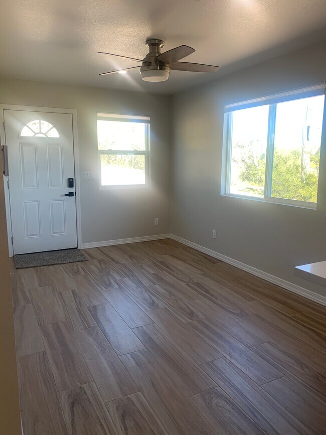 Living room with views - 8317 E Scarlet