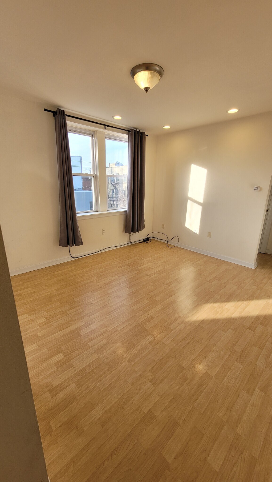 LR - 1248 Federal St