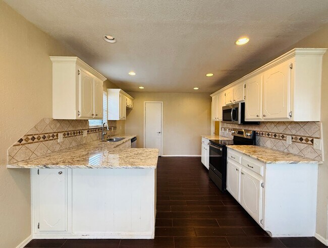 Building Photo - 1135 W Johnathan Way