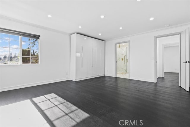 Building Photo - 11001 Collett Ave