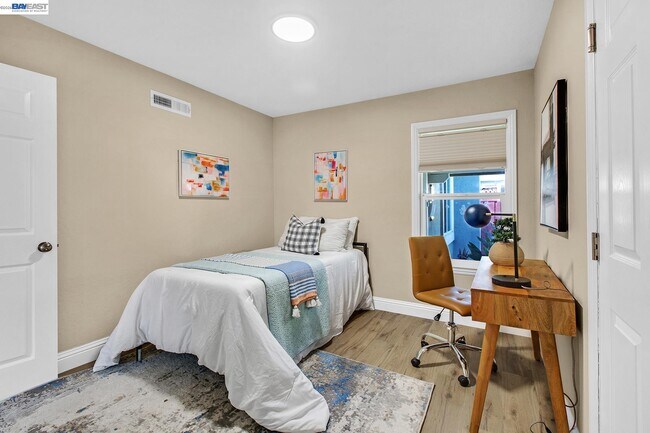 Building Photo - 238 Arbor Valley Dr
