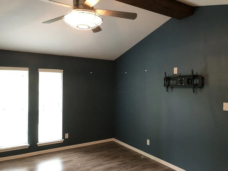 Building Photo - 12014 Trianon Ln