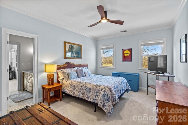 Building Photo - 13718 Robert Walker Dr