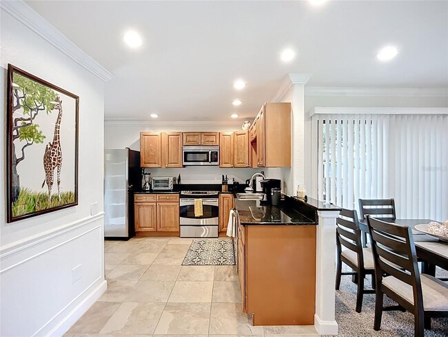 Building Photo - Fully Furnished 2BR/2BA Condo in the Heart...