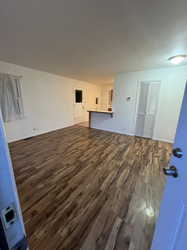 Building Photo - 9339 31st Pl SW