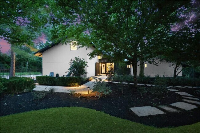 Building Photo - 5510 Harvest Oak Landing Dr