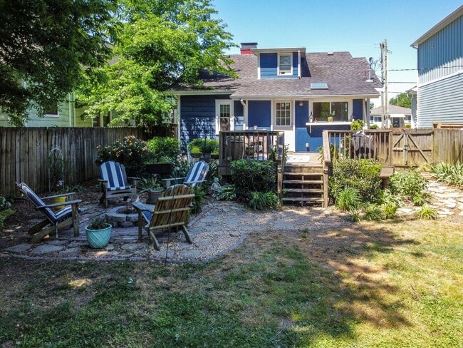 Building Photo - Beautiful Cleveland Park Bungalow, just 2 ...