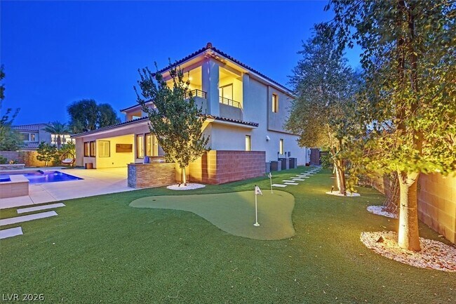 Building Photo - 65 Garibaldi Wy