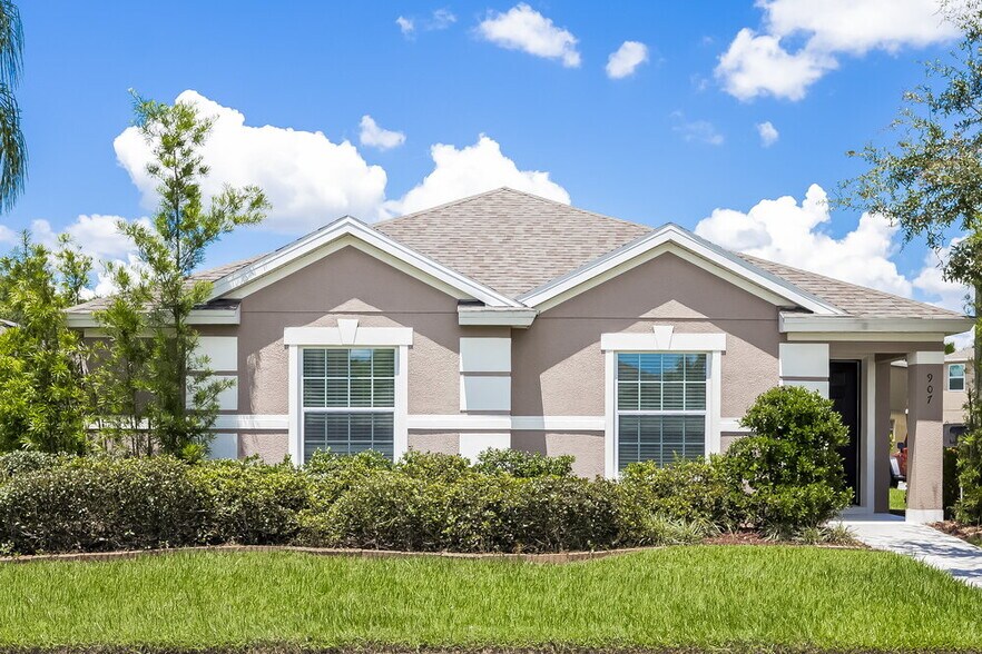 Primary Photo - 907 Muirwood Way