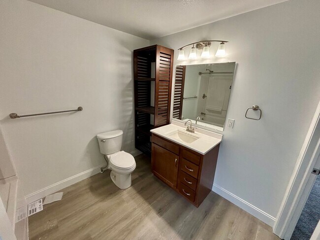 Building Photo - 333w3rd