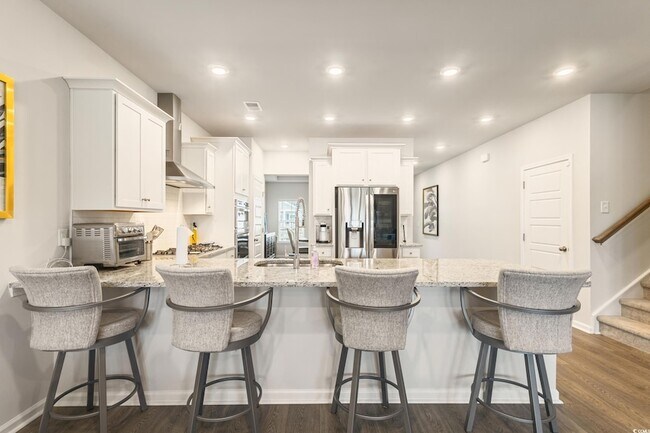 Building Photo - 5822 Whitebark Dr