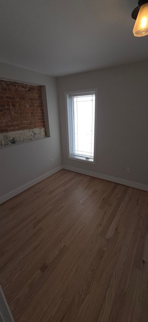 Building Photo - NEWLY RENOVATED HOME - Capitol Hill/Lincoln Park