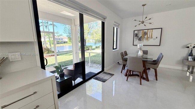 Building Photo - 1392 Canary Island Dr