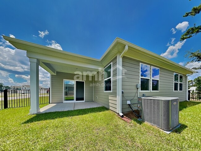 Building Photo - 128 Bee Tree Blvd
