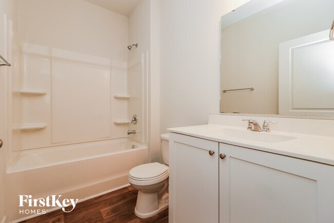 Building Photo - 544 Wayton Cir