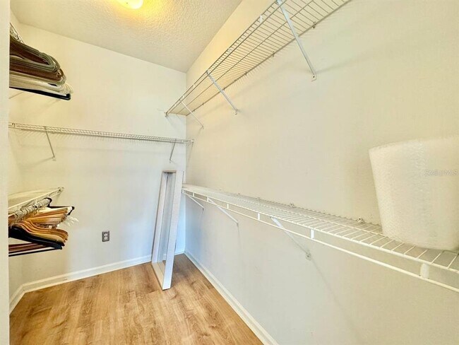 Building Photo - 800 S Dakota Ave