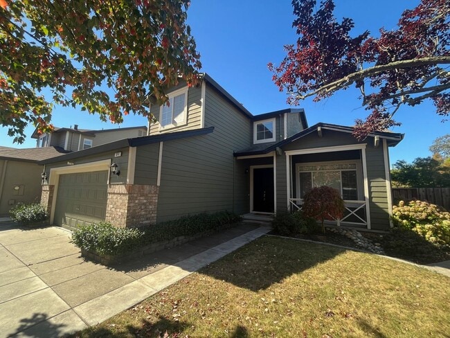 Building Photo - Updated 4 Bedroom 3 Bathroom Single Family...