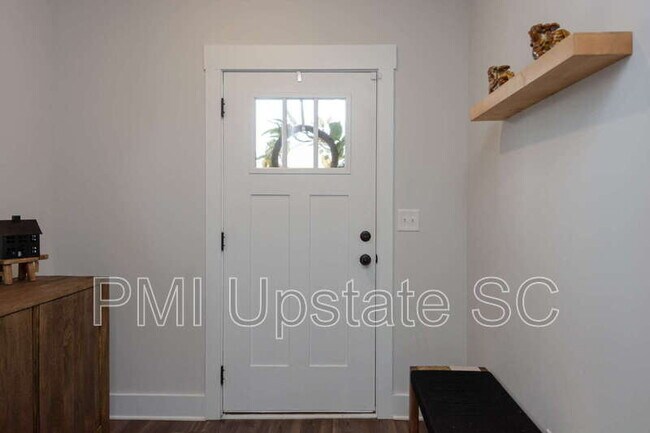 Building Photo - 1069 Millison Pl