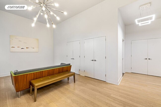 Building Photo - 220 W 148th St