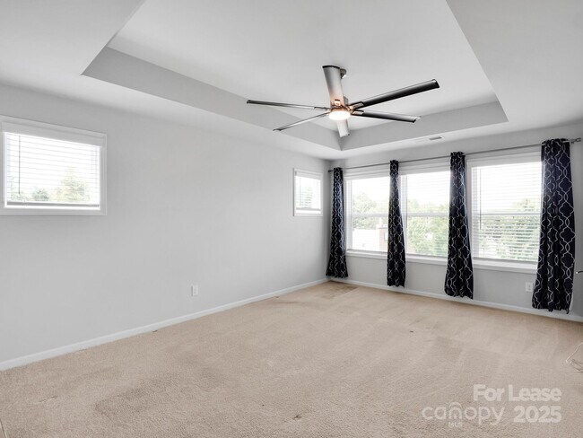 Building Photo - 1034 Lyndon Station Dr