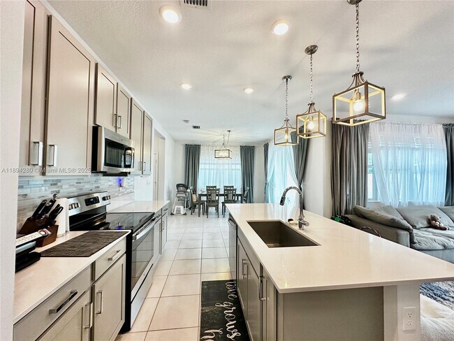 Building Photo - 1101 Azul Ct