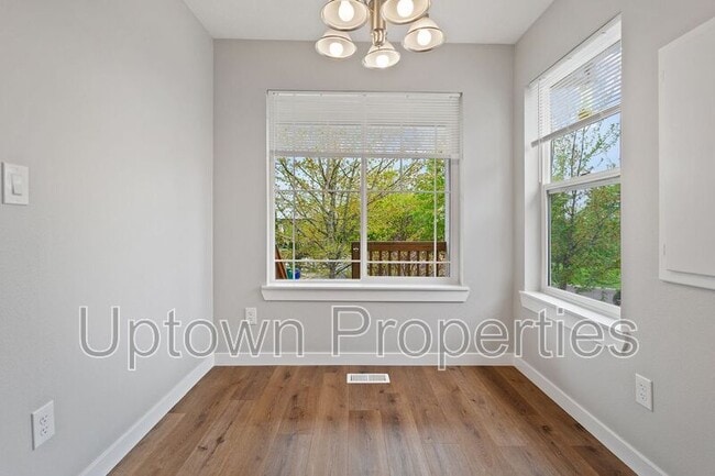 Building Photo - 14186 SE Summerfield Loop