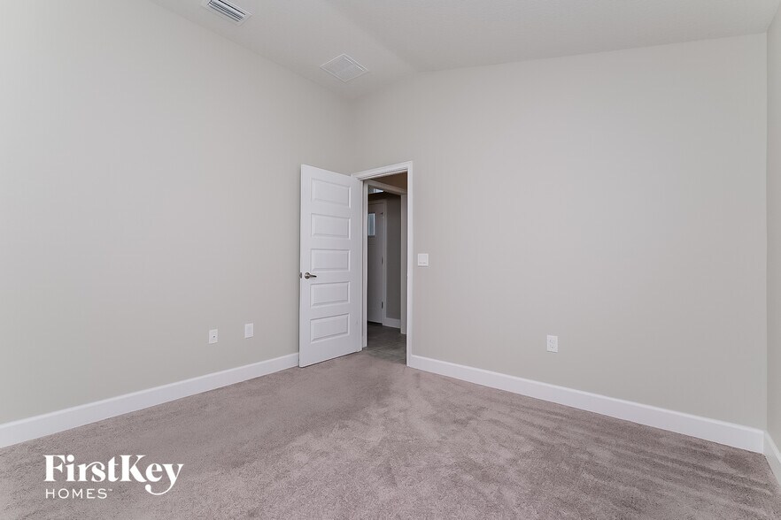 Building Photo - 14428 Potterton Cir