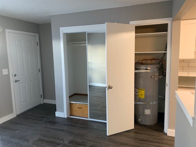 Building Photo - 5416 S M St