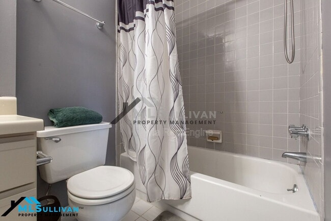 Building Photo - 7908 Falcon Rest Cir