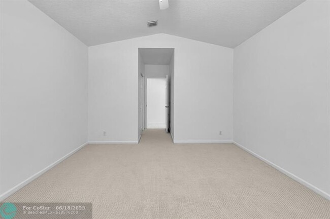 Building Photo - 9631 Orchid Grove Trail