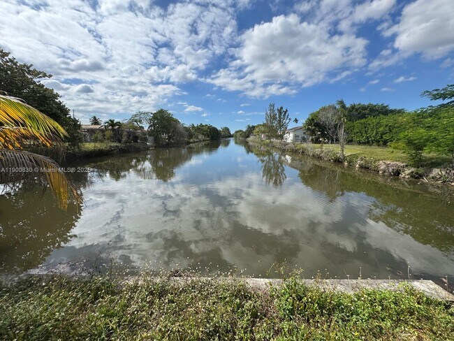 Building Photo - 11755 SW 37th St