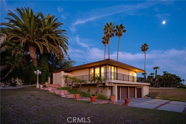 Building Photo - 984 La Cresta Pl