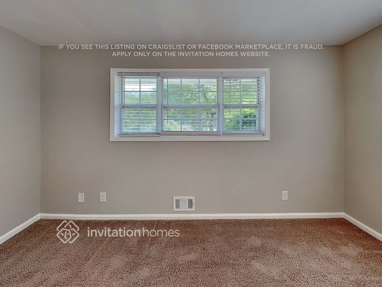 Building Photo - 2813 Rainbow Forest Dr