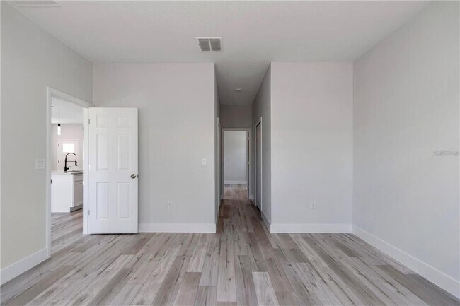 Building Photo - 3875 SW 169th Ln Rd