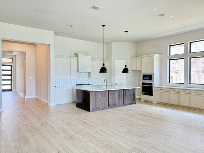 Building Photo - 8710 Incandesce Rise Dr