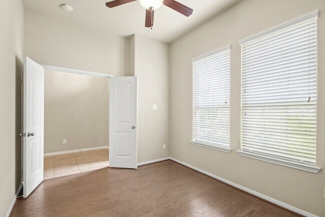 Building Photo - 18114 Dorman Draw Ln