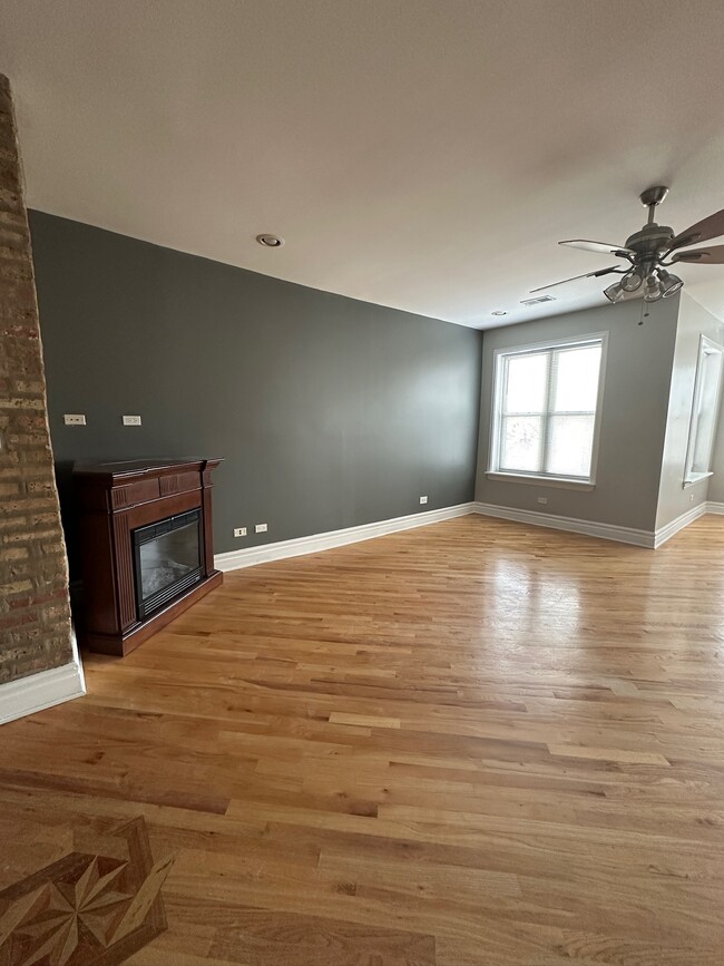 Building Photo - 7010 S Merrill Ave