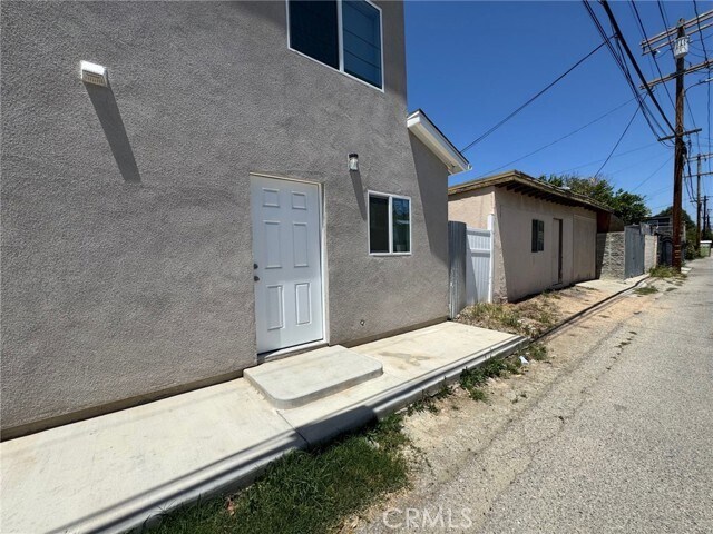 Building Photo - 6838 Aura Ave