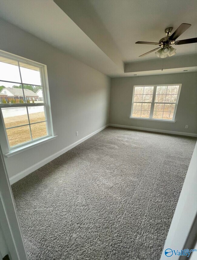 Building Photo - 272 Abercorn Dr