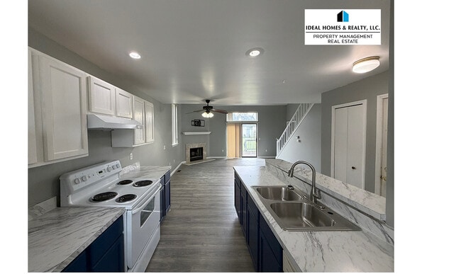 Building Photo - 5466 Country Hearth Ln