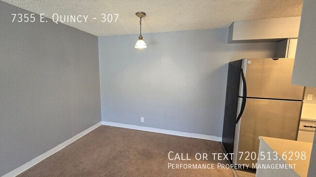 Building Photo - Beautiful 2-bedroom, 1.5-bathroom condo