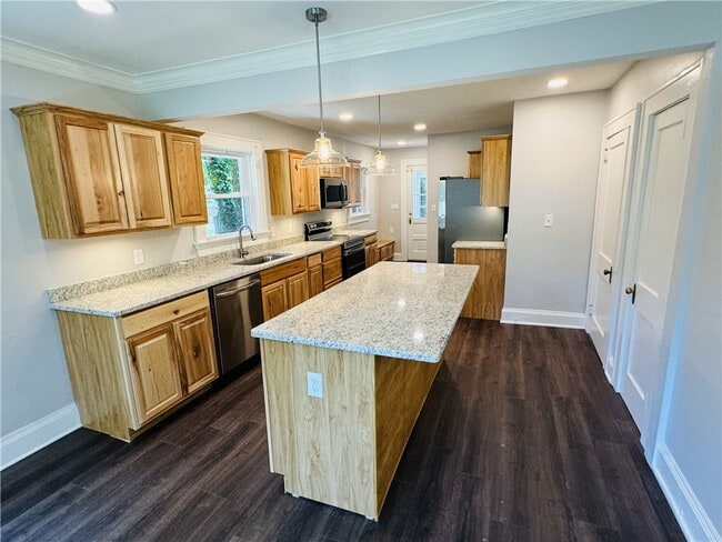 Building Photo - 212 Whitehall Rd