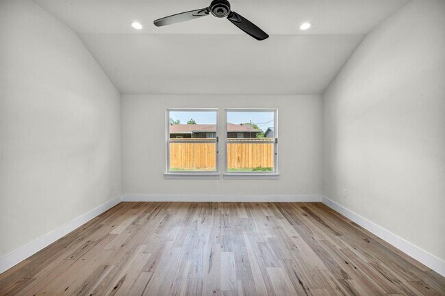 Building Photo - 8209 Polar Dr