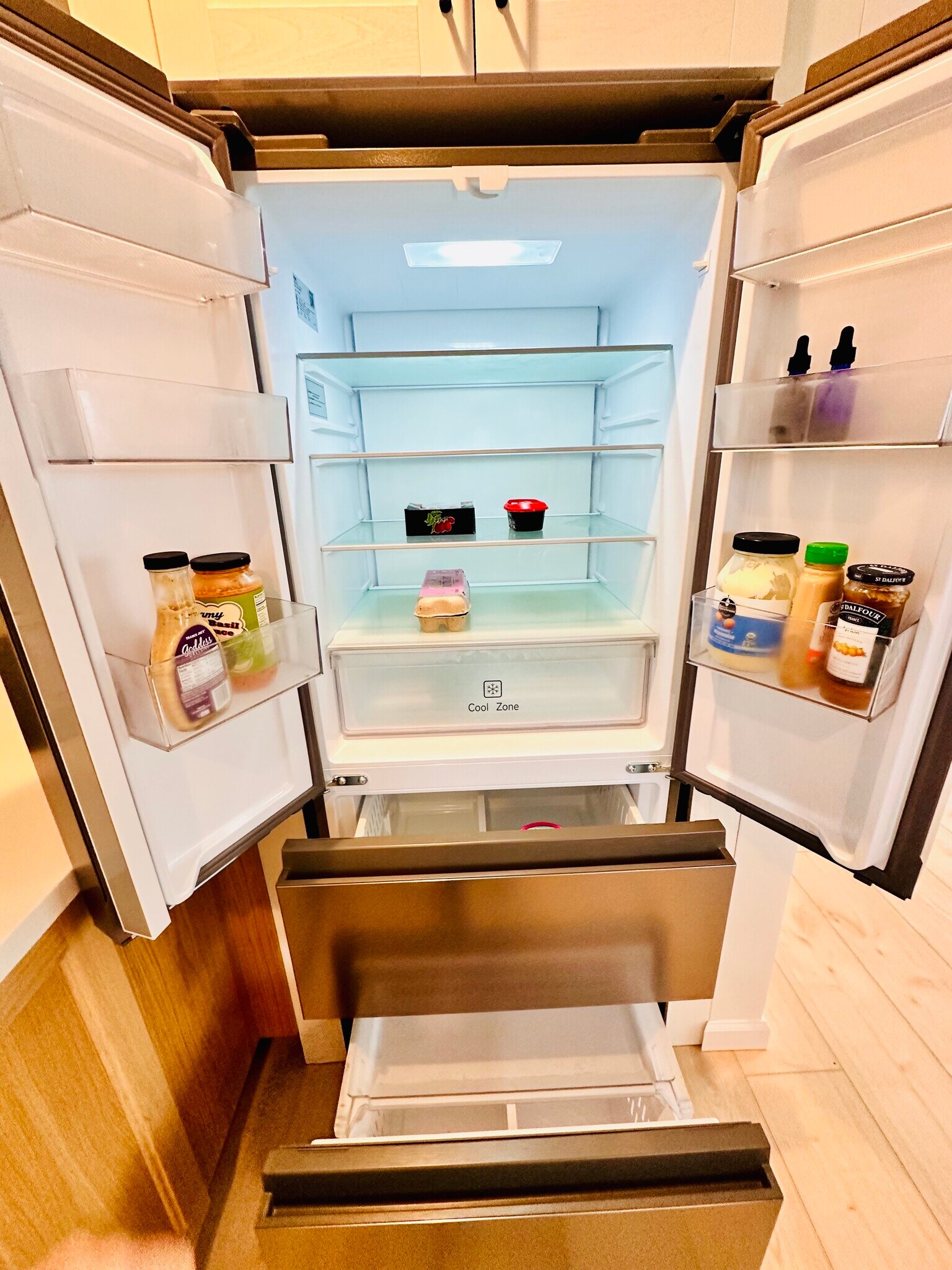 French door fridge - 236 N Goodhope Ave