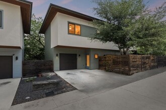 Building Photo - 2101 Montopolis Dr