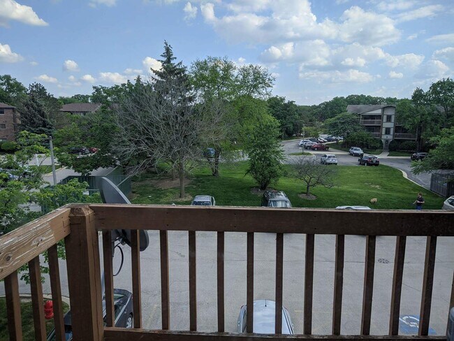 Building Photo - 2260 Abbeywood Dr