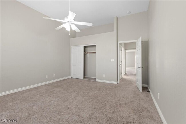 Building Photo - 2842 Via Florentine St